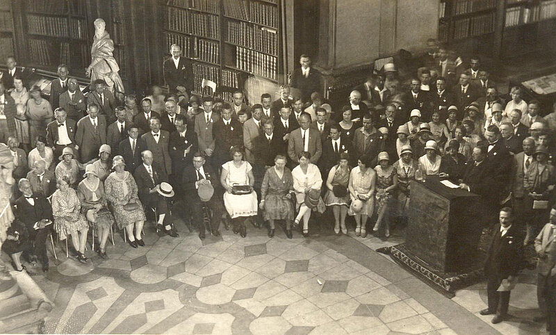 Eröffnung des Internationalen Esperanto-Museums, Wien 1929, Gruppenfoto im Prunksaal, schwarz-weiß