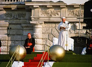 Abb. 13: Europa-Vesper, links im Bild ist Kardinal Franz König zu sehen.