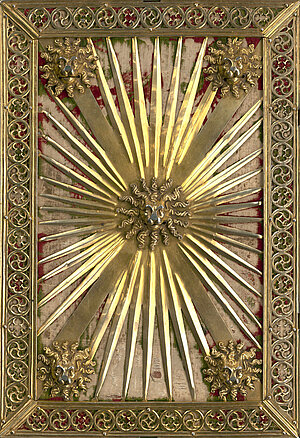 Goldener Einband mit Löwenköpfen, Evangeliar des Johannes von Troppau, (Wien, ÖNB, Cod. 1182): Vorderdeckel Prag, um 1368 (oder später)
