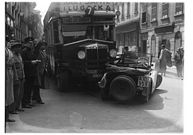 Zusammenstoß zwischen Autobus und Auto in der Wiener Innenstadt