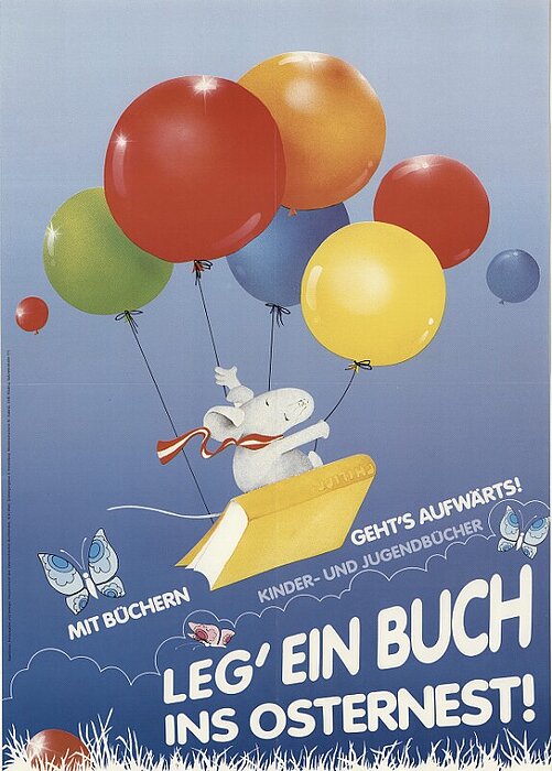 Werbeplakat auf dem eine gezeichnete Maus auf einem Buch fliegt, das von Luftballons gehalten wird.