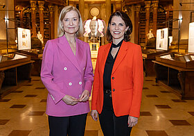 BM Mag. Karoline Edtstadler und GD Dr. Johanna Rachinger