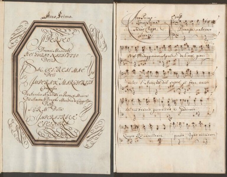 Handschriftliches Notenblatt, links ein Rahmen mit dem Titel