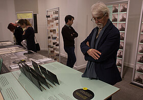 Publikum in der Ausstellung