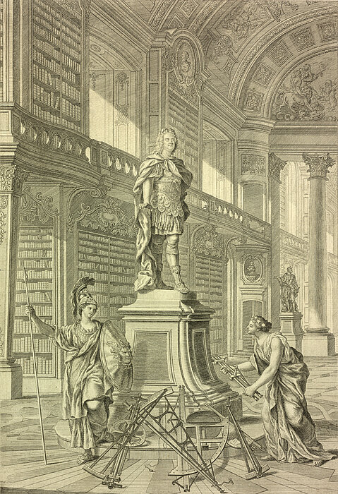 Abbildung einer Statue eines Kaisers in einem barocken Saal. 