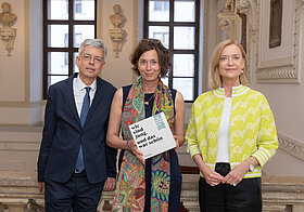 Dr. Bernhard Fetz, Direktor Literaturmuseum, Eva Menasse, Schriftstellerin, GD Dr. Johanna Rachinger