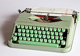 grüne Schreibmaschine