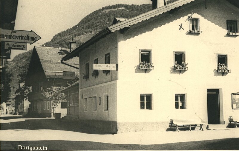 Ein Gasthof in Dorfgastein, hier um 1940