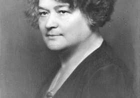 Adelheid Popp