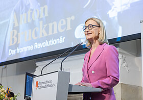 GD Dr. Johanna Rachinger bei ihrer Rede