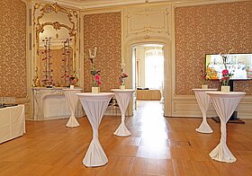 Salon Hoboken