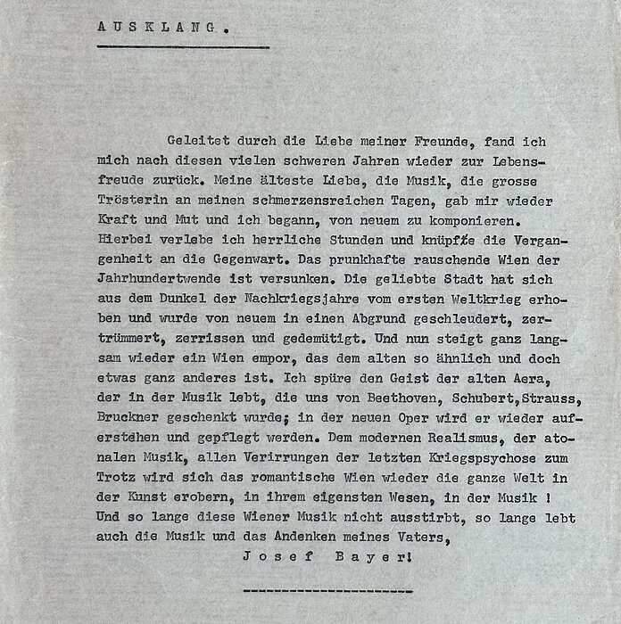 Getippter Text auf Papier.