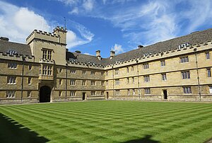 Wadham College, Oxford, großer Hof mit Turm, in dem Experimente des Philosophical Club durchgeführt wurden. Foto: Julia Banfield, Wadham College, Oxford.