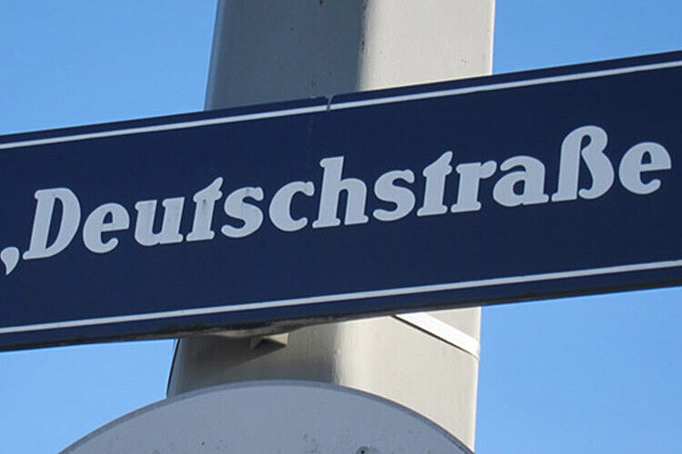 Straßenschild Deutschstraße