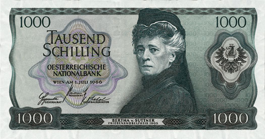 Ältere Frau posiert auf 1000-Schilling-Schein. 